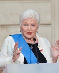 Line Renaud : ce lien indéfectible avec le petit fils de Jacques Chirac