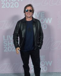 Thomas Dutronc : Françoise Hardy aurait pu choisir l'euthanasie "trop tôt"