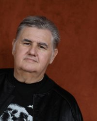 Pierre Ménès au plus mal : "Ça fait quatre mois que je souffre énormément"