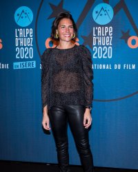Alessandra Sublet assume ses rides pour ne pas "mentir au public"