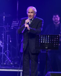 Fort Boyard : Patrice Laffont, "très flatté" et ému de revenir dans le jeu télé