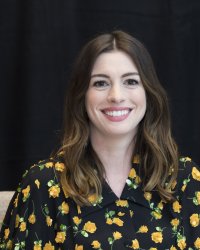 Anne Hathaway, bientôt dans l'adaptation de la comédie musicale Cats ?