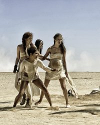Bientôt une suite pour Mad Max : Fury Road réalisée par George Miller ?