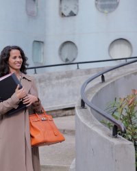Neuilly sa mère : Sophia Aram, intimidée de reprendre le rôle de Rachida Brakni
