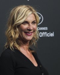 Alors on danse : Michèle Laroque commence son tournage avec Thierry Lhermitte