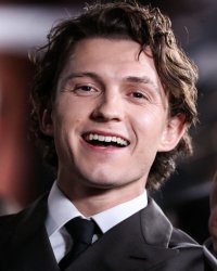Tom Holland refuse que Spider-Man ait une vie sexuelle : "Ce serait horrible"