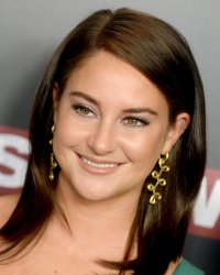 Vu sur le Web : Shailene Woodley arrêtée, un site inspiré et Iron Man volontaire
