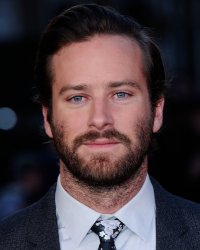 Green Lantern Corps : Armie Hammer dément la rumeur
