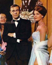 Sean Connery portait une perruque pour incarner James Bond !