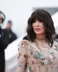 Isabelle Adjani absente des César : elle répond à Kad Merad