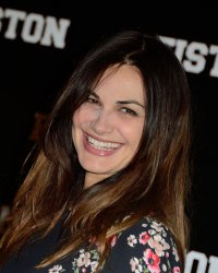 Helena Noguerra évoque ses rôles : elle aimerait "casser l'image de la quinqua"