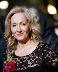 Harry Potter : J.K. Rowling a failli jouer la mère du héros