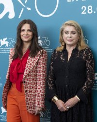 Juliette Binoche, "blessée" par Catherine Deneuve sur le tournage de La Vérité