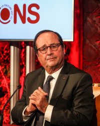 François Hollande à Nantes pour présenter son "film de chevet"