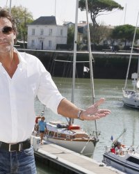 Anthony Delon va adapter son autobiographie Chien et Loup en série