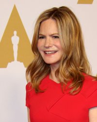 Annihilation : Jennifer Jason Leigh rejoint Natalie Portman