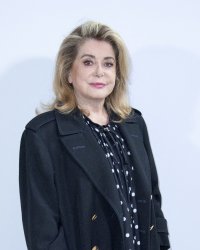 Catherine Deneuve va se glisser dans la peau de Bernadette Chirac