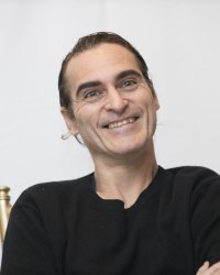 La première photo de Joaquin Phoenix dans le rôle du Joker dévoilée