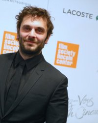 Agnès Jaoui et Pio Marmaï vont faire équipe dans une comédie sociale