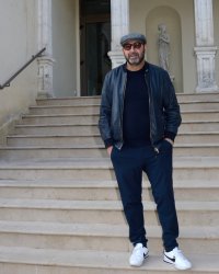 Kad Merad, citoyen d'honneur dans la comédie de Mohamed Hamidi
