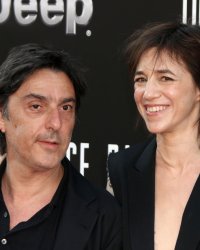 Le fils de Charlotte Gainsbourg et Yvan Attal n'a "jamais regardé leurs films"
