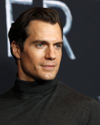 The Witcher : Henry Cavill est prêt à jouer Geralt pour 7 saisons