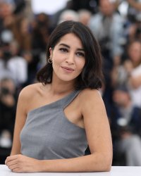 Leïla Bekhti : ses confidences sur le Festival de Cannes et Eva Longoria