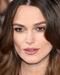 Keira Knightley star du biopic sur Colette ?
