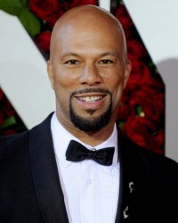 Green Lantern Corps : Common serait honoré de jouer John Stewart