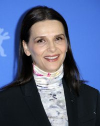 Pour Juliette Binoche, jouer est "son rôle et son devoir"