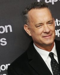 Tom Hanks reprend le tournage du biopic d'Elvis Presley par Baz Luhrmann