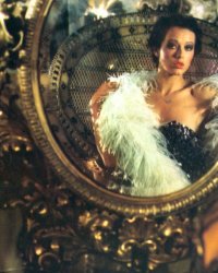 Emmanuelle : l'équipe du film arrêtée par la police lors du tournage