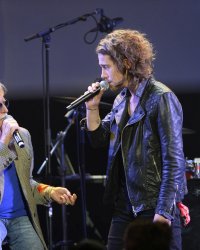 Julien Doré en 10 duos mémorables