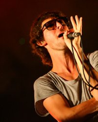 Pony Pony Run Run est de retour avec l'album "Voyage Voyage"