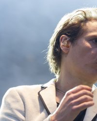 Attentats de Paris : un concert à Bercy pour célébrer les "héros anonymes"