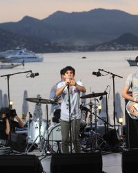 Electric Guest, de retour avec le single "Dear to Me"