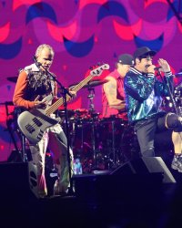 Les Red Hot Chili Peppers s'offrent un concert devant les pyramides de Gizeh