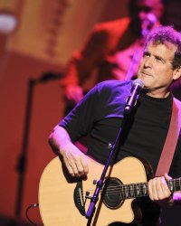 Johnny Clegg : atteint d'un cancer, il arrête la musique