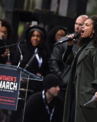 Women's March : Madonna, Rihanna, Alicia Keys réunies pour les droits des femmes