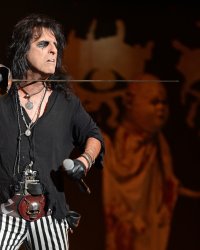 Alice Cooper se lance dans la course à la Maison-Blanche