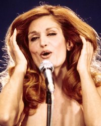 5 chansons immortelles de Dalida