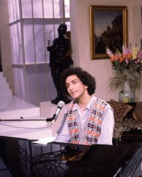 Quiz : complétez les paroles de ces tubes de Michel Berger