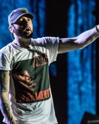 Eminem : surprise, le rappeur a sorti un nouvel album