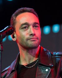 Jean-Baptiste Guégan : un nouvel album pour sortir de l'ombre de Johnny