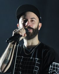 Woodkid dévoile Land of All, extrait de la BO de "Desierto"