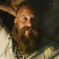 Le Dernier chasseur de sorcières - bande annonce - VO - (2015)