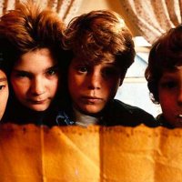 Les Goonies - bande annonce - VF - (1985)