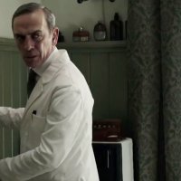 A Cure for Life - teaser 10 - VO - (2017)