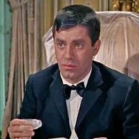 Cendrillon aux grands pieds - bande annonce - VO - (1960)