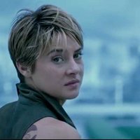 Divergente 2 : l'insurrection - Bande annonce 1 - VF - (2015)
